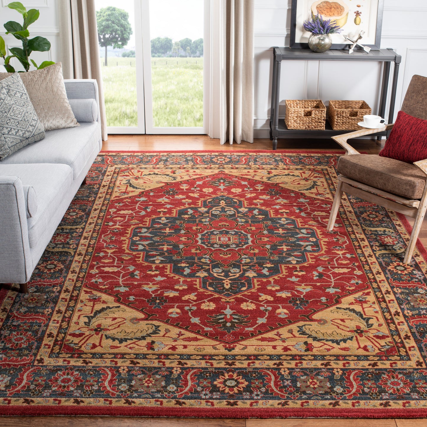 Safavieh Mahal Cosmo 10 x 14 (ft) Loomed Navy/Red Rectangular Indoor Floral/Botanical Oriental Area rug