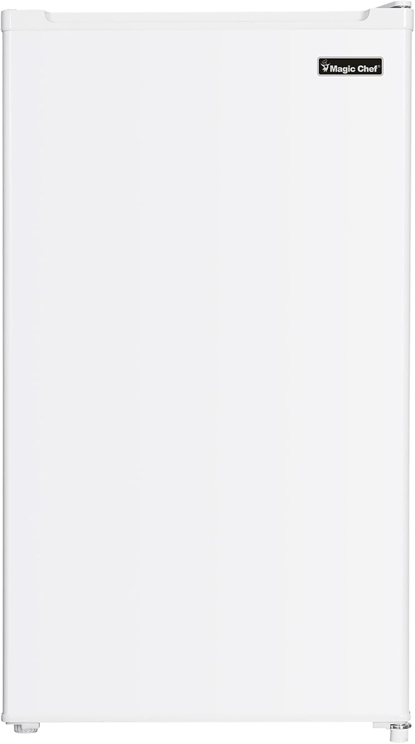 Magic Chef 3.2 cu. ft. Refrigerator