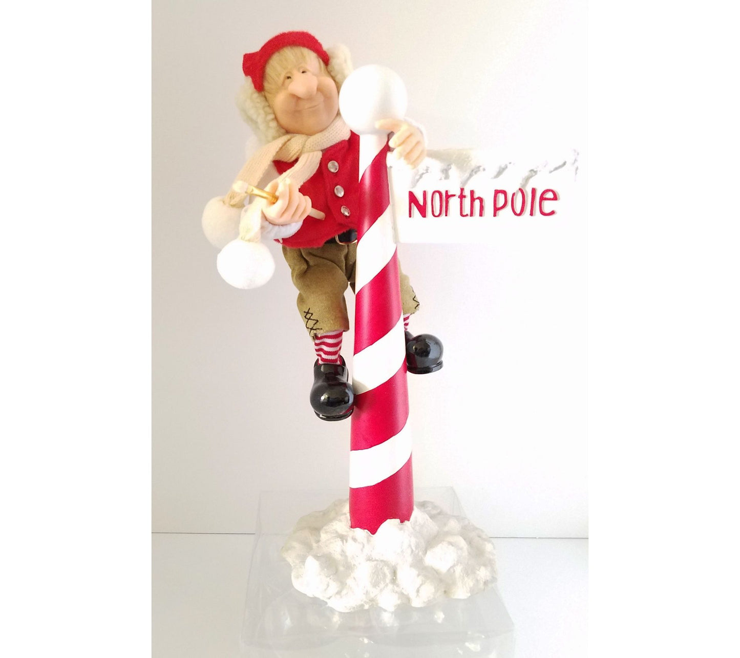 Zims "Reggie" w/ North Pole Sign Elves Themselv es by Whitehur