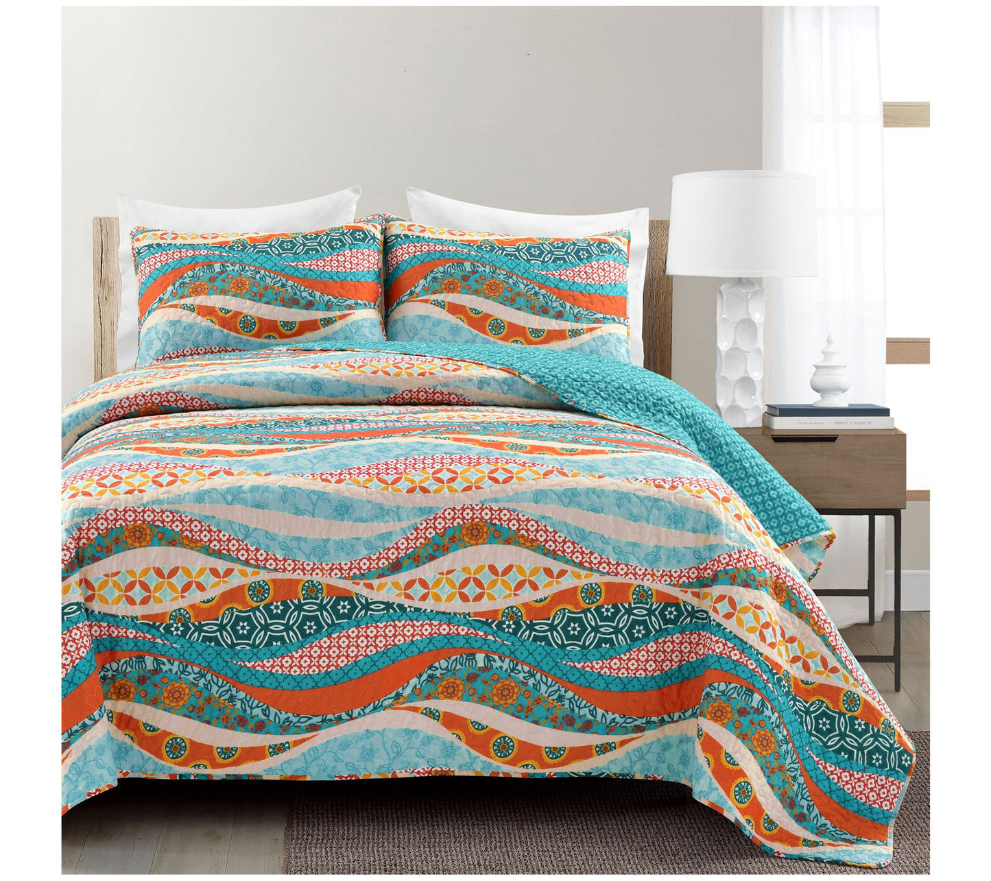 Lush Decor Hailey Watercolor Wave Reversible Cotton Quilt F/Q