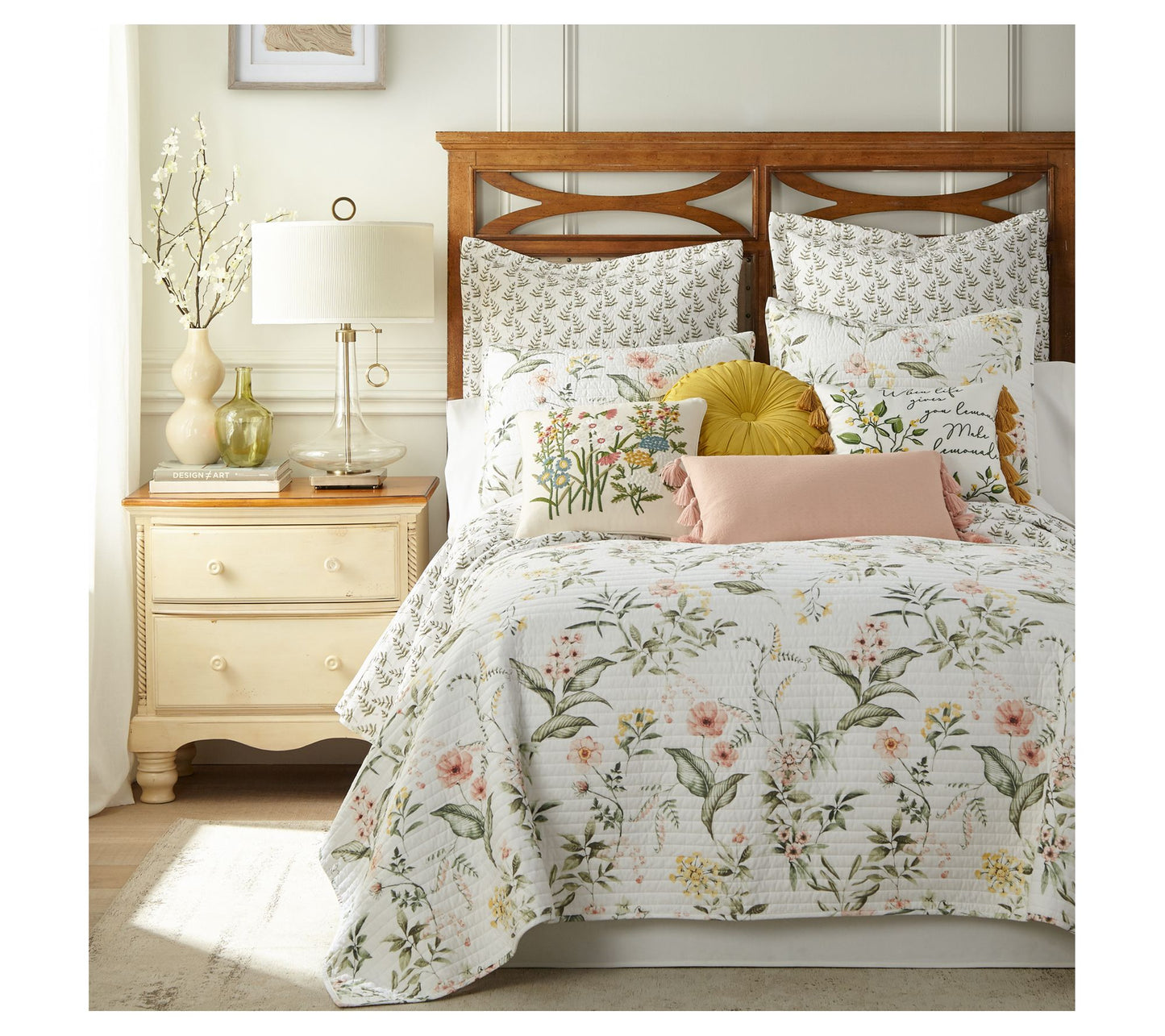 Levtex Home Viviana 3-Piece Floral King/Cal King Quilt Set