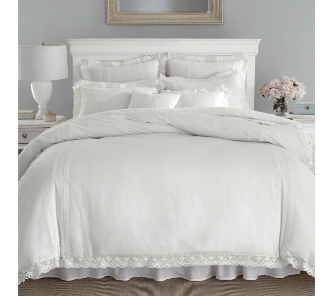 Laura Ashley An nabella White T win Comforter S ham Set