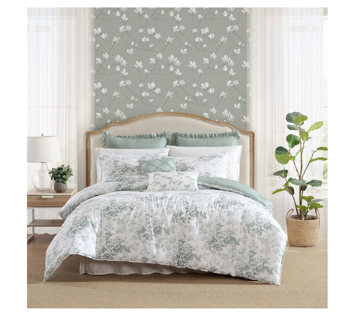 Laura Ashley Toile Delight Green King Comforter Sham Set