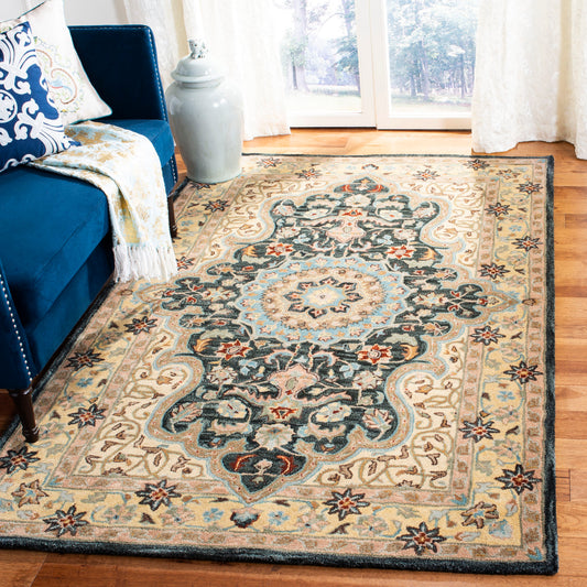 Safavieh Heritage Mahara 8 x 10 (ft) Tufted Wool Creme/Black Rectangular Indoor Floral/Botanical Oriental Area rug