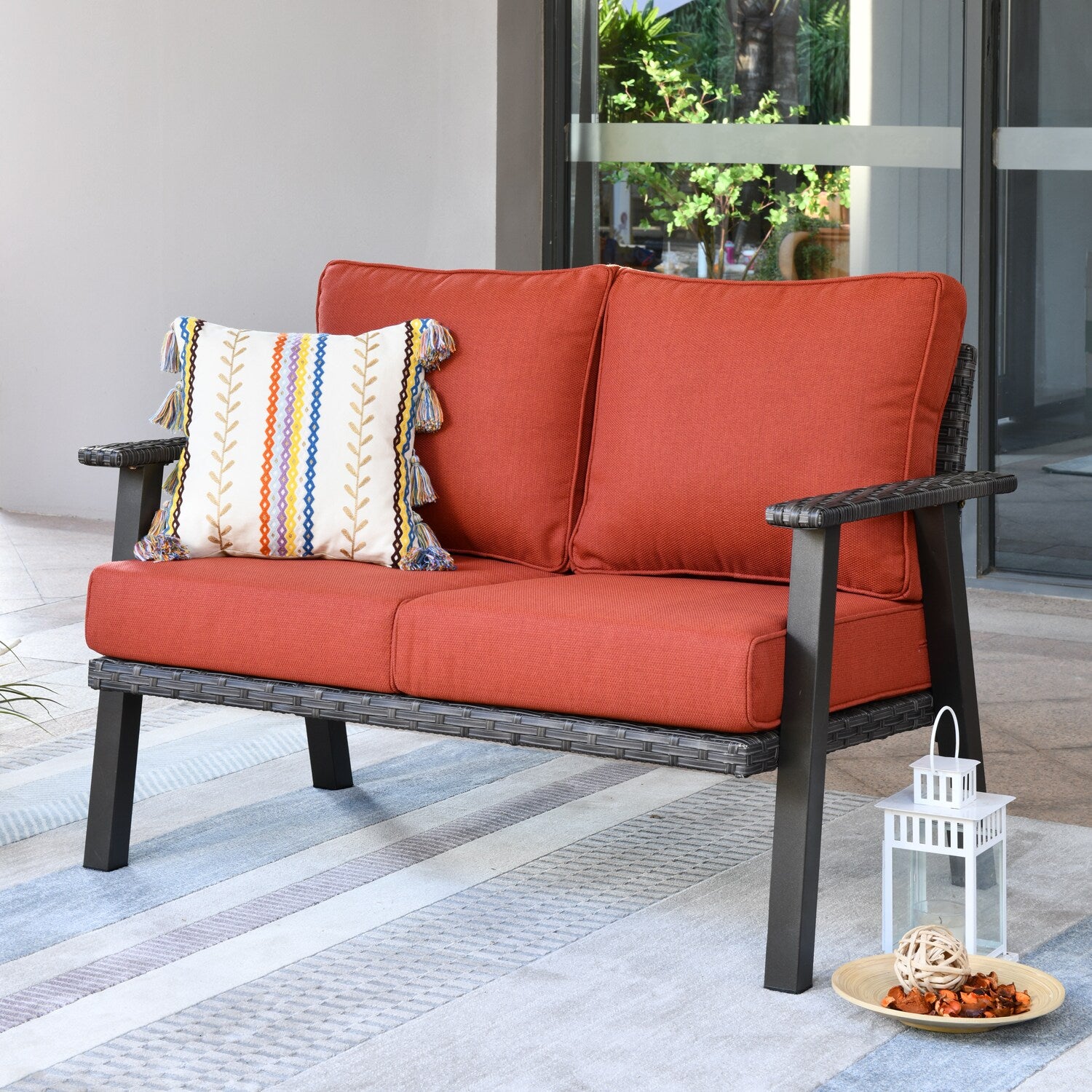 weaxty Rattan Gray Rattan Steel Frame Stationary Beach chair Chair with Cushioned Seat