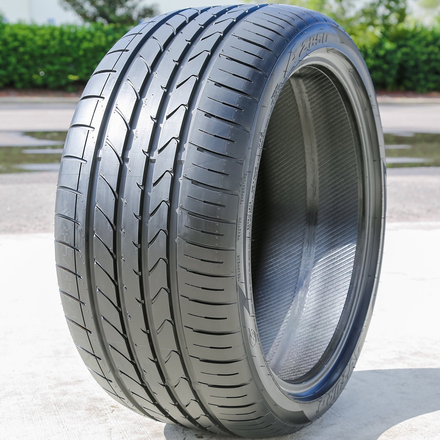 Atturo AZ850 High Performance Tire - 255/50R19 107Y