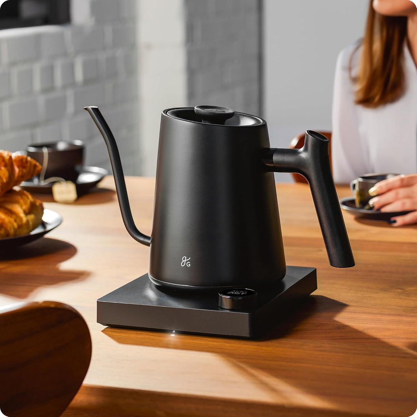 Electric Gooseneck Kettle, 1200W Stainless Steel with Precision Temperature Control, Fast Boil, , Ideal for Pour Over Coffee and Tea, 1L ( Black)