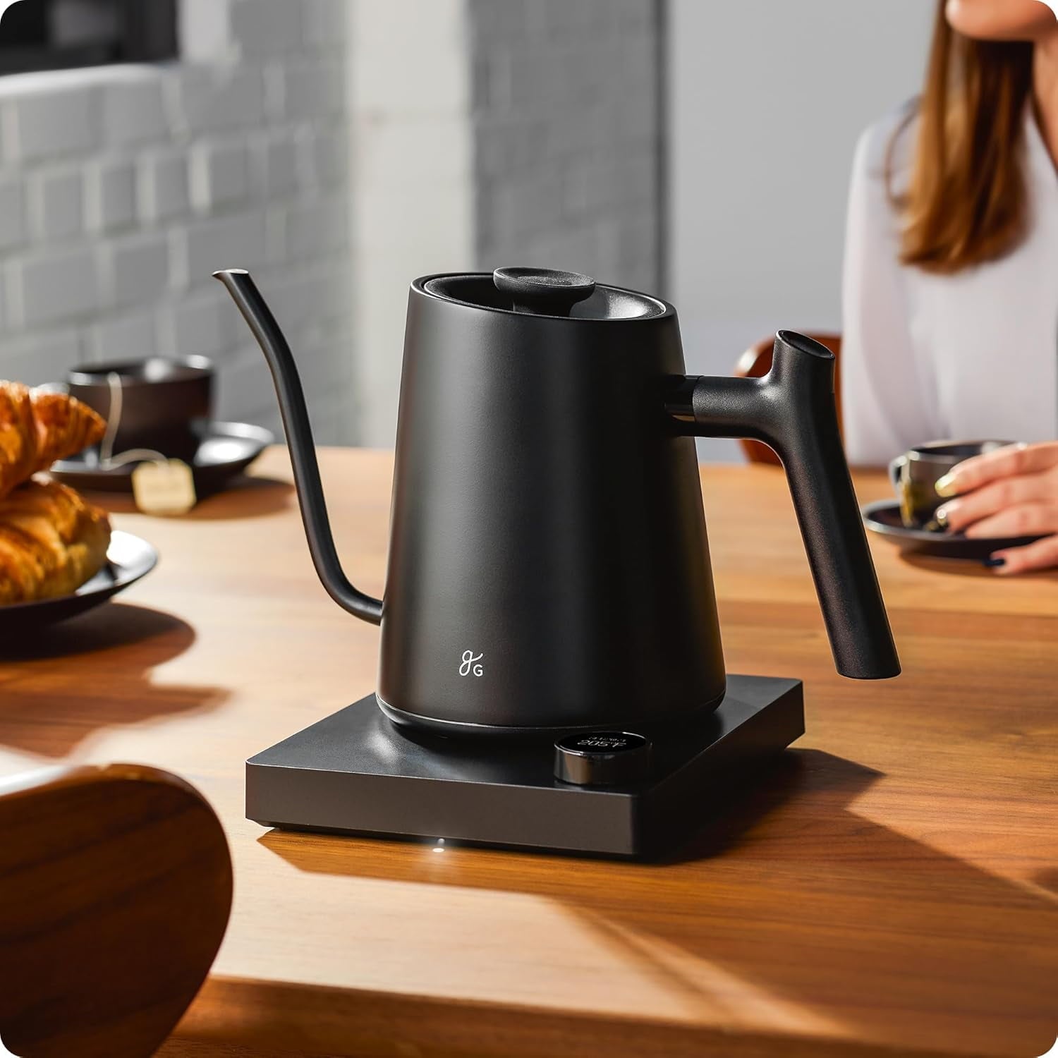 Electric Gooseneck Kettle, 1200W Stainless Steel with Precision Temperature Control, Fast Boil, , Ideal for Pour Over Coffee and Tea, 1L ( Black)