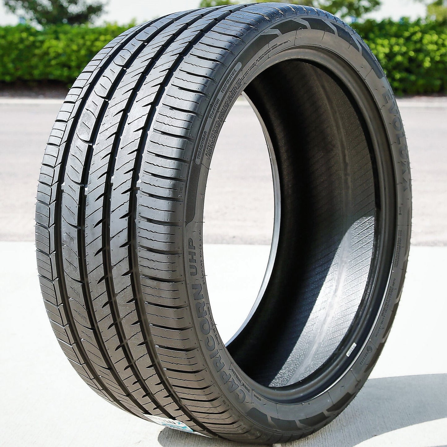 Evoluxx Capricorn UHP UHP 285/35R22 102W XL Passenger Tire