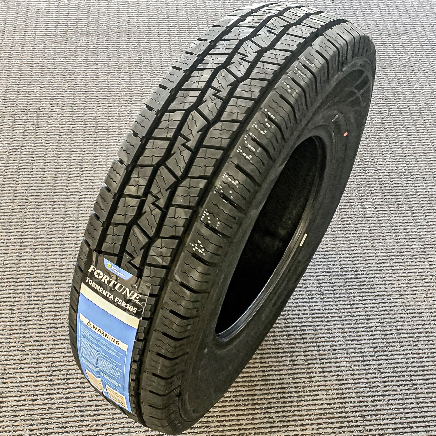Fortune Tormenta H/T FSR305 LT255/55R20 110H SL Light Truck Tire
