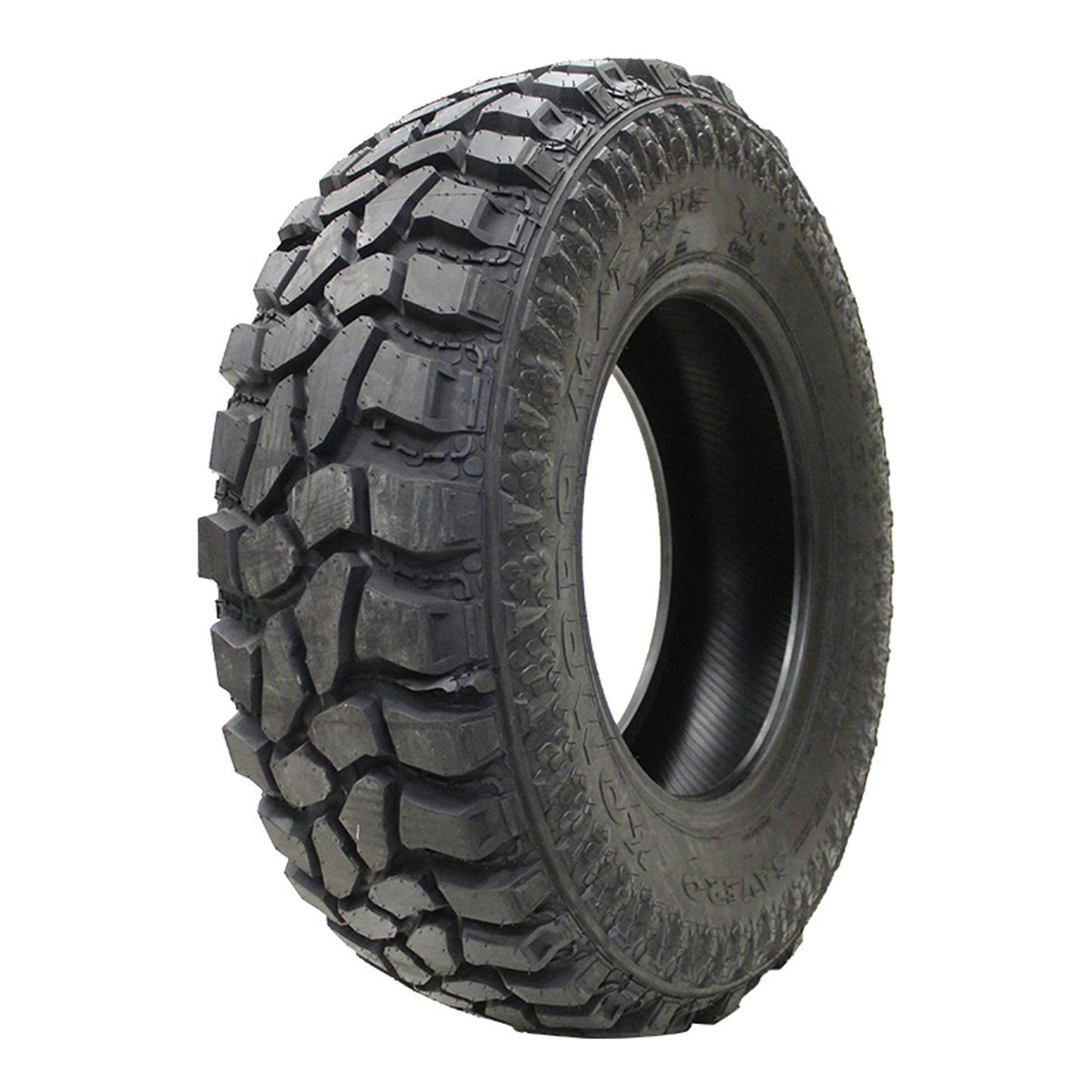 GT Radial Komodo MT Plus Mud Terrain LT235/75R15 104/101Q C Light Truck Tire