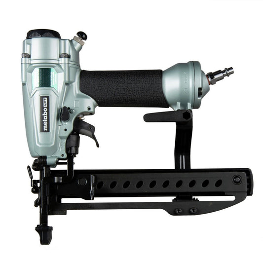 Metabo HPT Pro Finish Stapler, Pneumatic, 18 Gauge, 1/4-Inch Narrow Crown Staples, 1/2-Inch up to 1-1/2-Inch Staple Length, All-Metal Key Component Construction, Air Duster, Belt Hook (N3804A5)
