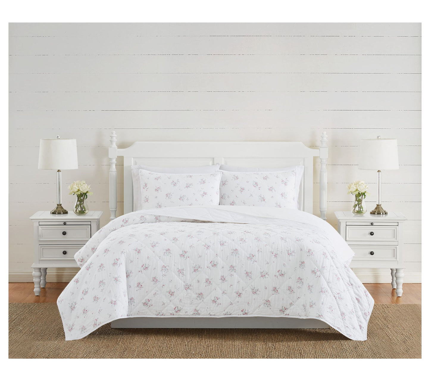 The Farmhouse by Rachel Ashwell Rosebury Full/Queen Quilt Set