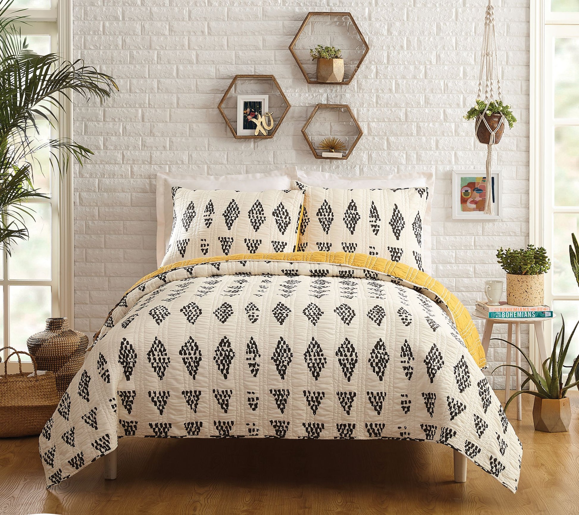 Makers Collective Prosperity King 3-Piece QuiltSet