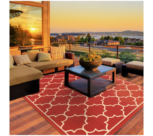 Veranda Living I/O Red Geometric Lattice 5'3"x7 '6" Rug
