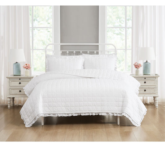 The Farmhouse by Rachel Ashwell Ruffled Full/Queen Quilt Set