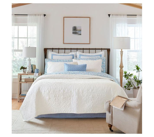 Laura Ashley Felicity White Full Queen Quilt-Sham Set