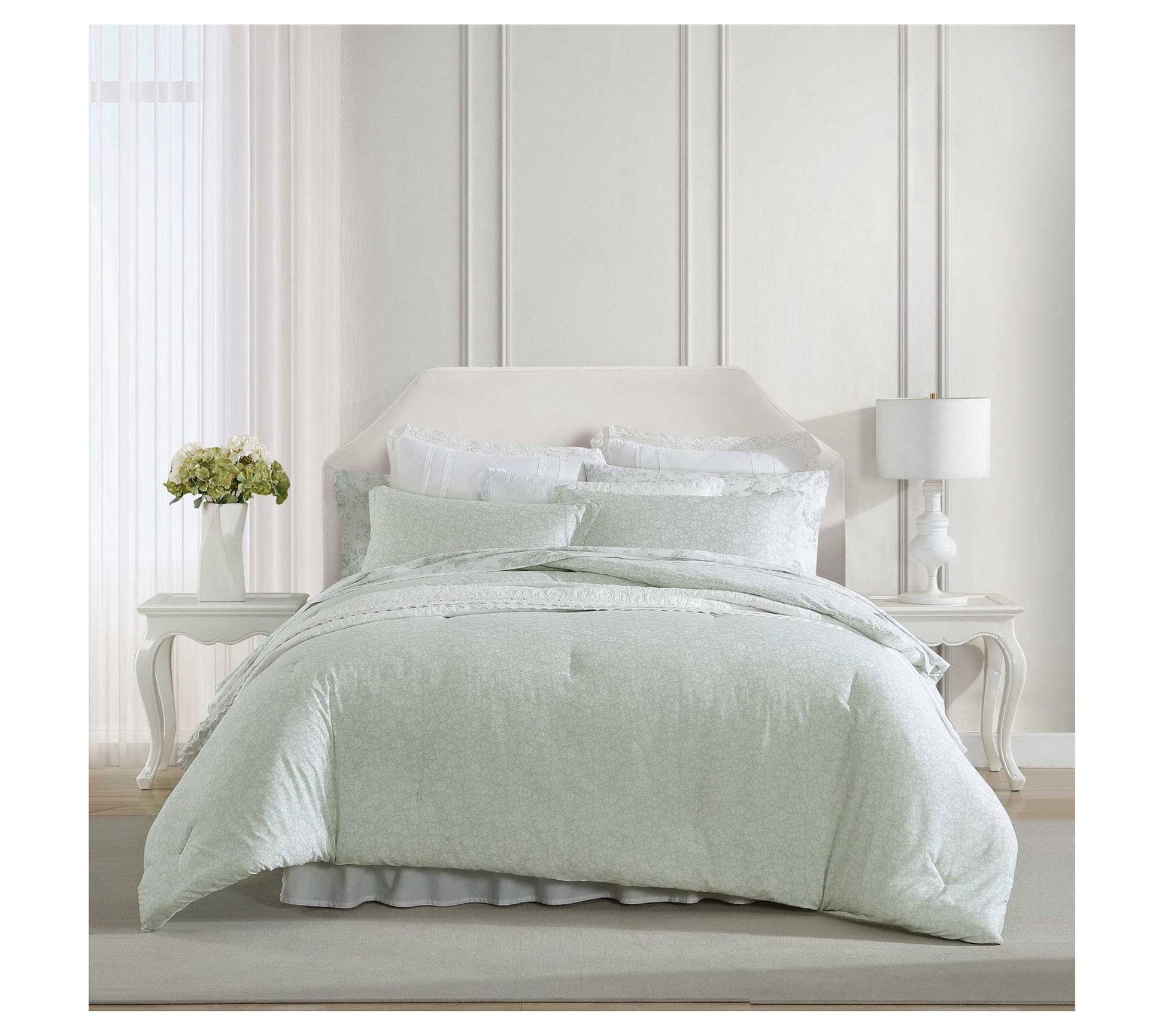 Laura Ashley Heirloom Ditzy Green King Comforter Sham Set