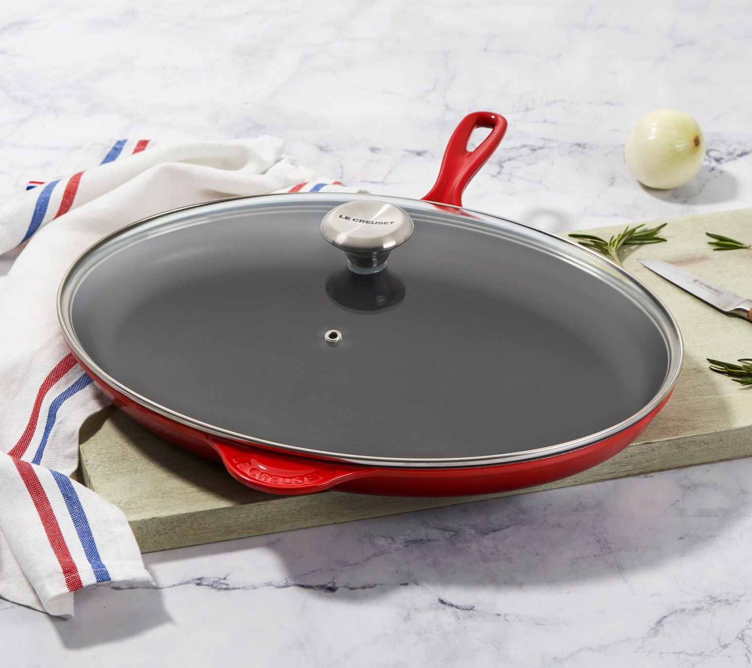 Le Creuset 15.75" Classic Oval Skillet with Glass Lid