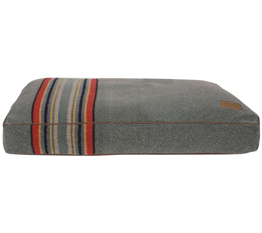 Pendleton Medium Vintage Camp Pet Napper